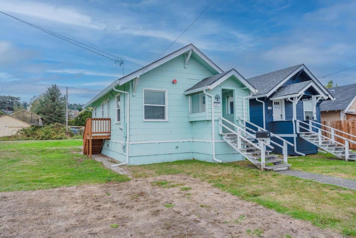 #Stayinmydistrict Coos Bay Cypress Cottage ภายนอก รูปภาพ
